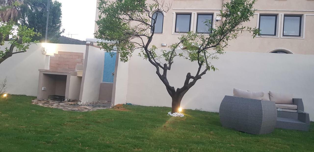 Hotel Albeldi' Domus De Maria Exteriér fotografie